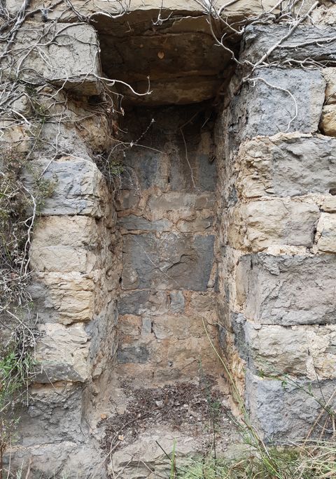 Latrines built into the northern rampart